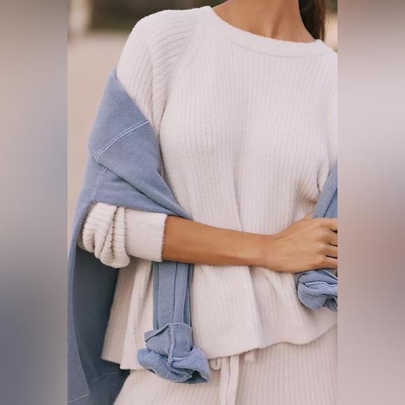 Spiritual gangster Chenile wide leg pants & sweater - Picture 5 of 9